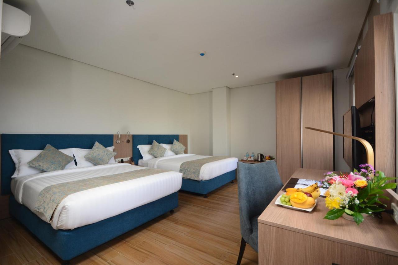 Blue Lotus Hotel Davao Екстер'єр фото