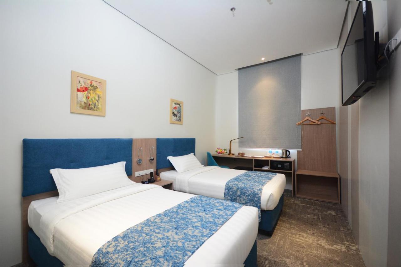 Blue Lotus Hotel Davao Екстер'єр фото